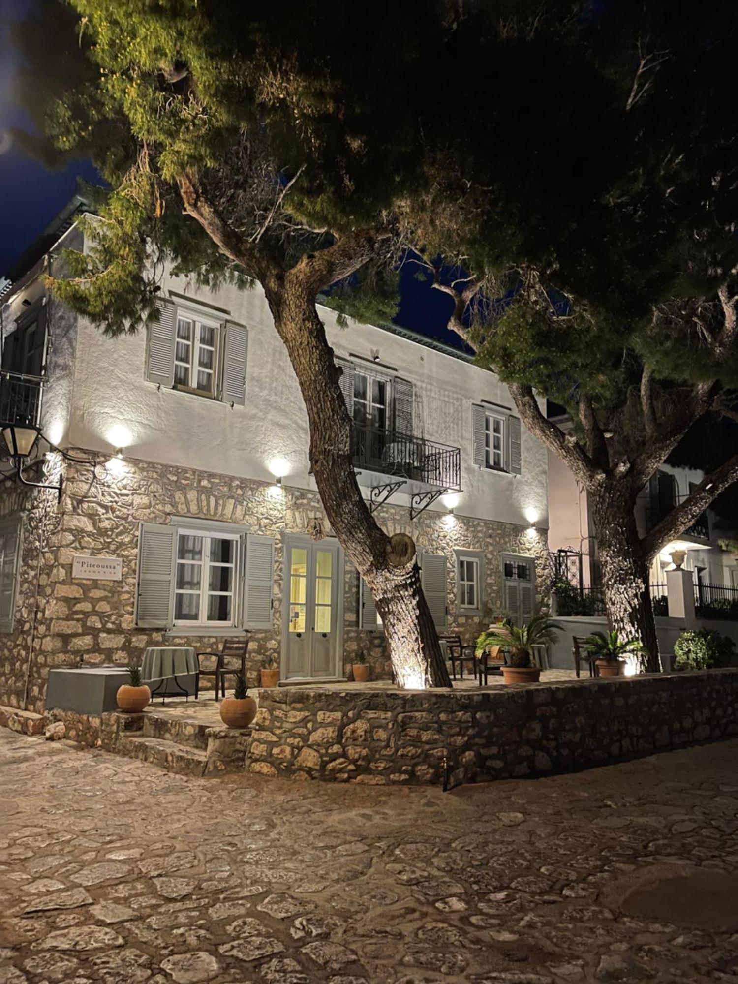 Piteoussa Rooms Hydra  Exterior foto